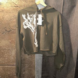 Blonde Peacock Women’s Joshua Tree Print Olive Crop Hoodie *New w/ Tag*